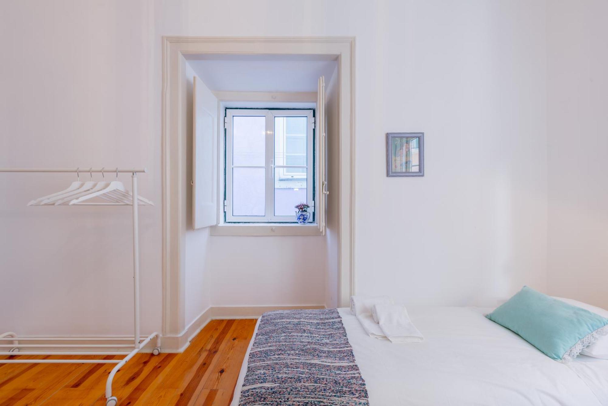 Spacious, Bright And Sunny Apartment, By Timecooler Lisboa 外观 照片