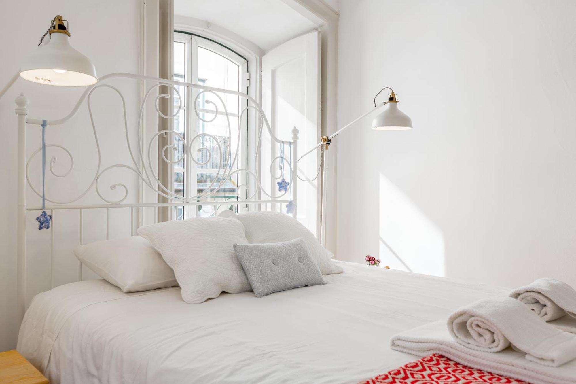 Spacious, Bright And Sunny Apartment, By Timecooler Lisboa 外观 照片