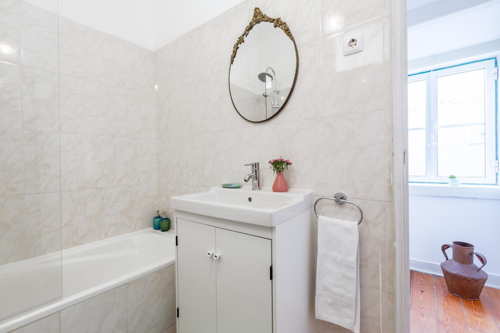 Spacious, Bright And Sunny Apartment, By Timecooler Lisboa 外观 照片